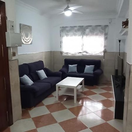 Appartamento Acogedor apartamento ¡A 10 minutos del centro de Málaga! Esterno foto