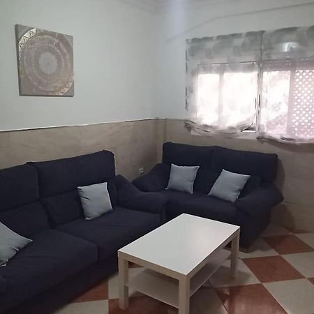 Appartamento Acogedor apartamento ¡A 10 minutos del centro de Málaga! Esterno foto